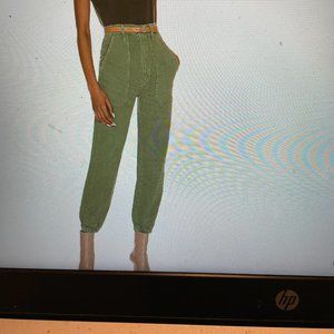 The Wrapper Patch Springy Ankle in Chalk Avocado